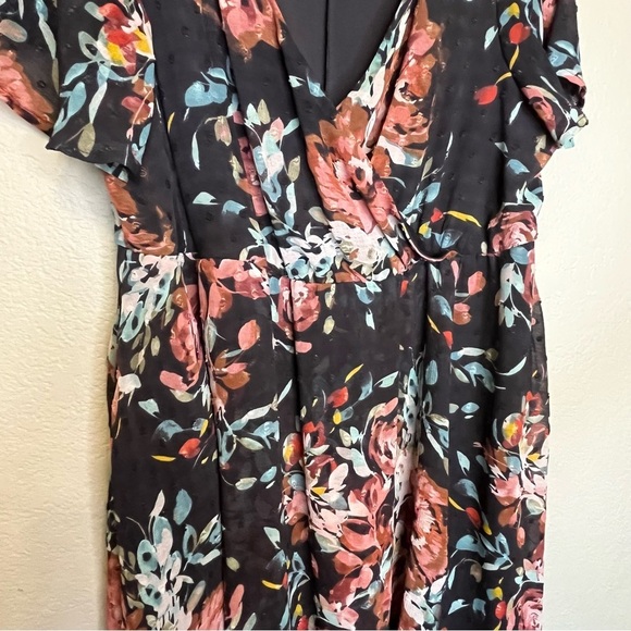 Torrid Floral Flutter Sleeve V-Neck Faux Wrap Dress Size Large (Torrid 0) - Picture 11 of 16